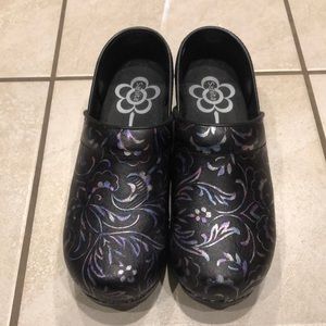 Sanita Clogs Size 39/US 8